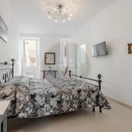 Imperial Luxury Apartment *